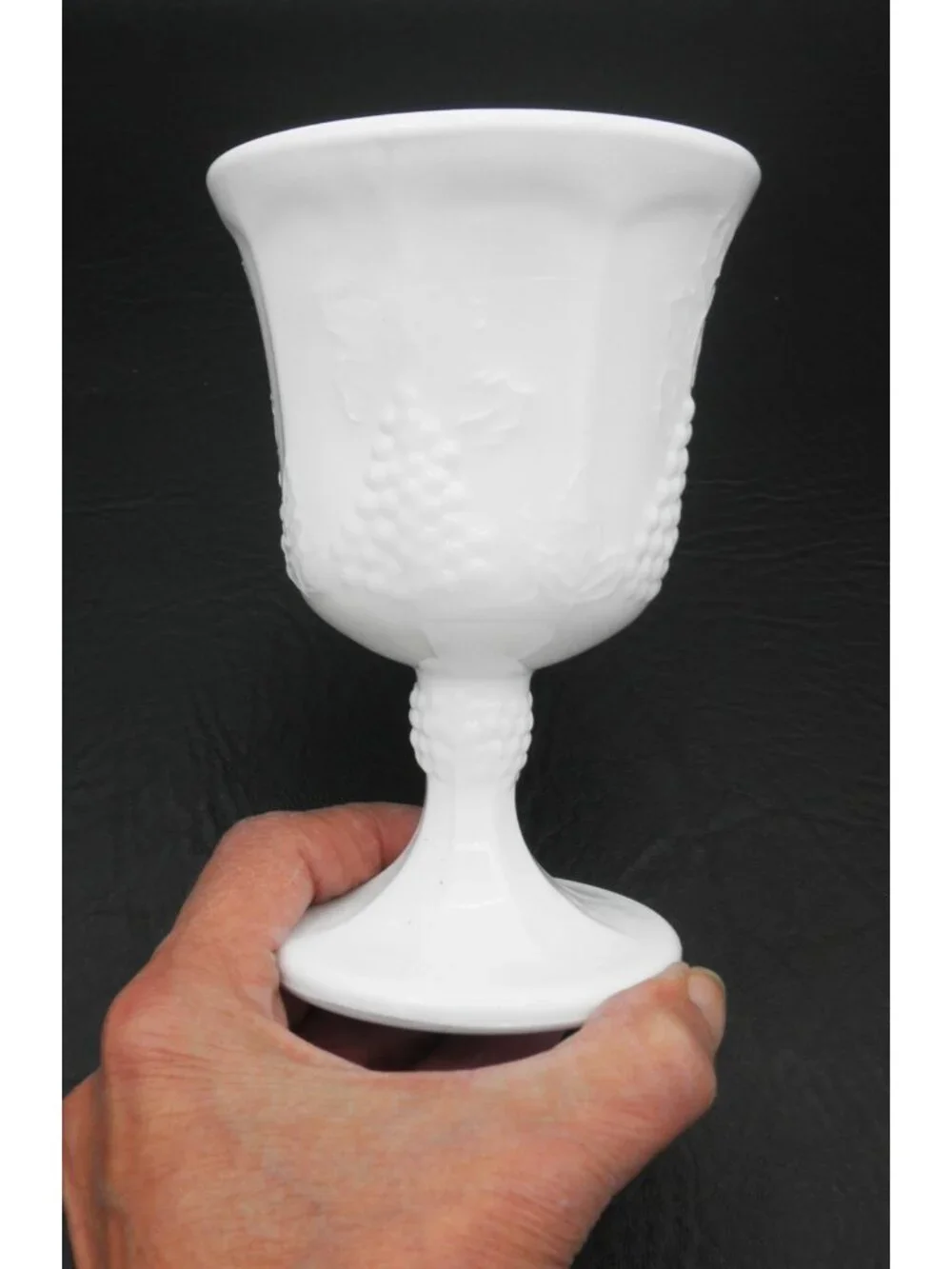 Harvest Milk Glass by Colony Pattern COLHAR 8 oz. Water Goblets Set of 8